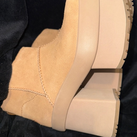UGG Mini New Heights Platform Boot (Women) Tan Heeled Platform Boots - Picture 9 of 14